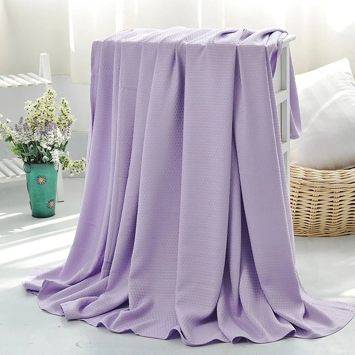 Bamboo Cooling Blanket – Ultra Light & Breathable