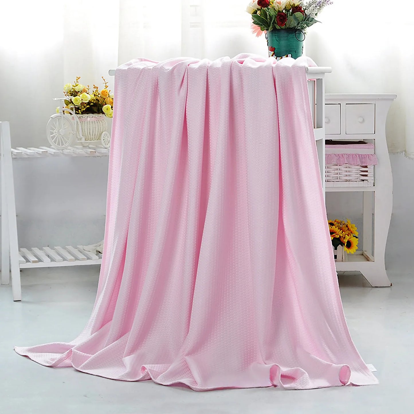 Bamboo Cooling Blanket – Ultra Light & Breathable